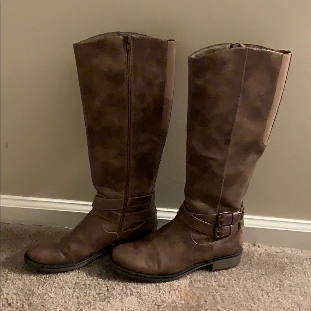 Wear.Ever. Under the knee boots